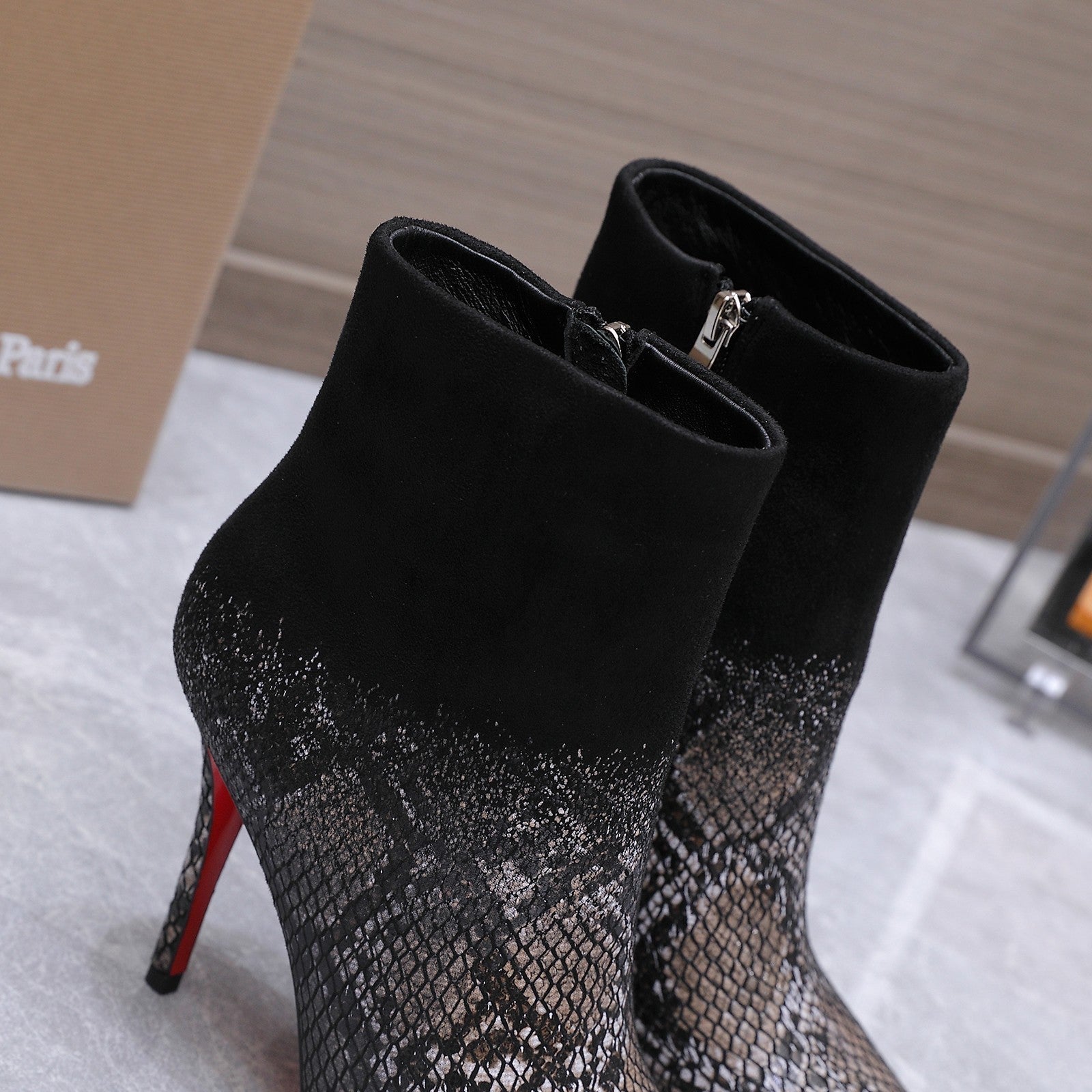 Christian Kondora Metallic Injected Boot Suede 863891