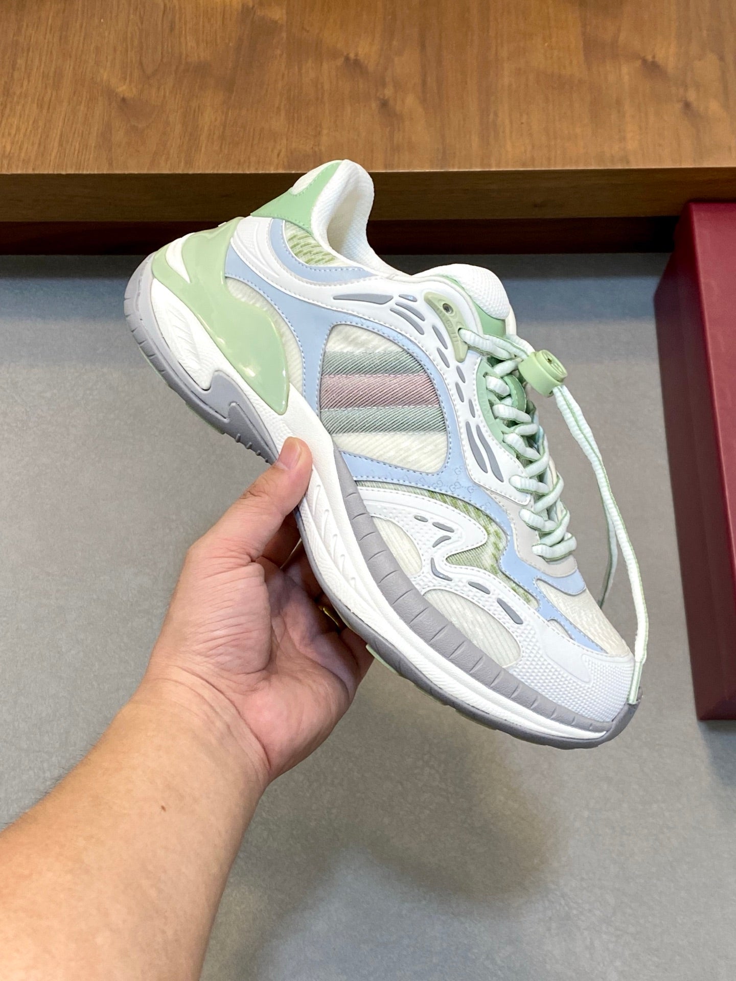 GG Men's 2.0 Sneakers Green White Cowhide 720705