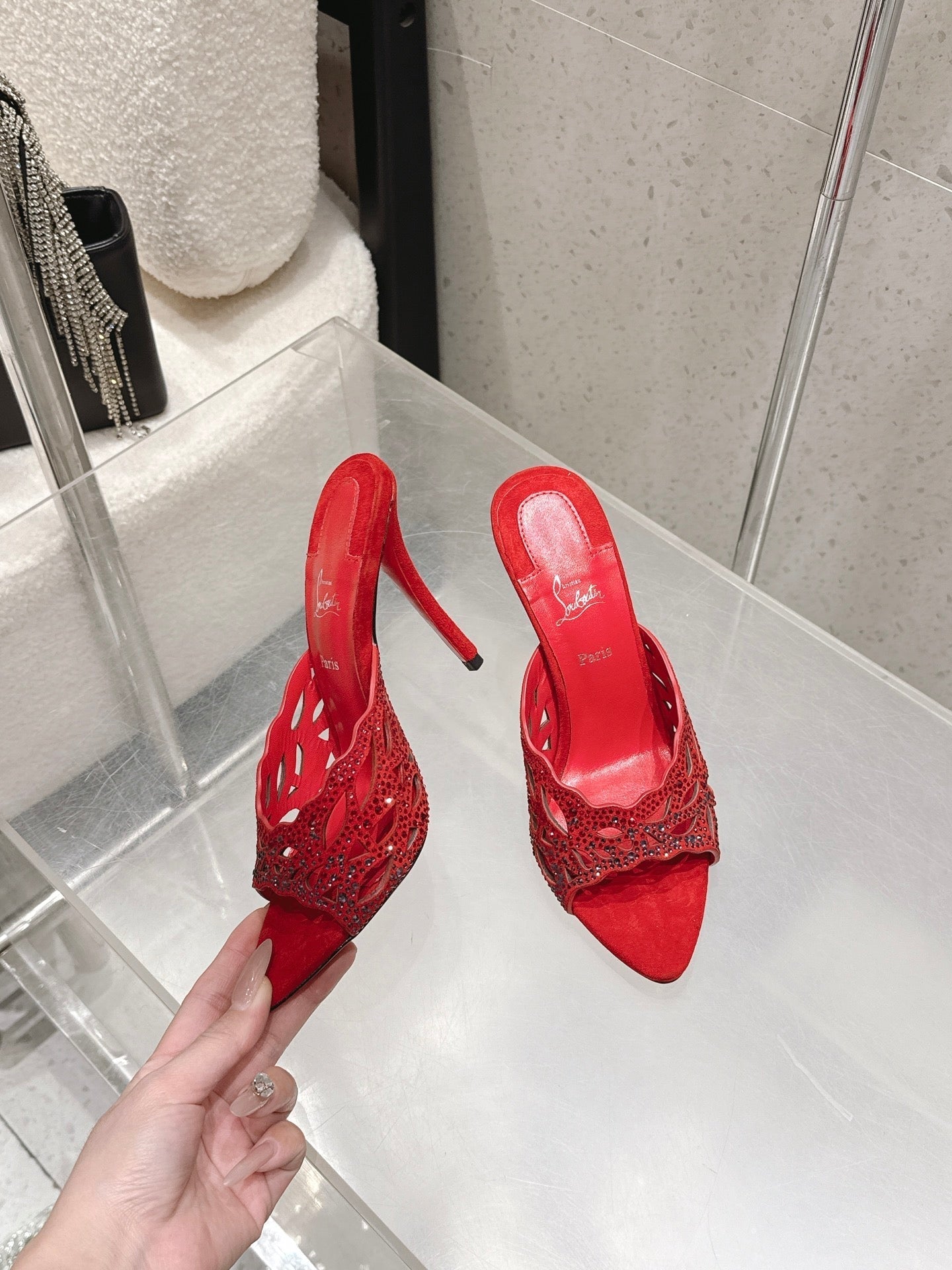 CL 26SS High-Heeled Slippers 100 Red Suede Sheepskin 636693