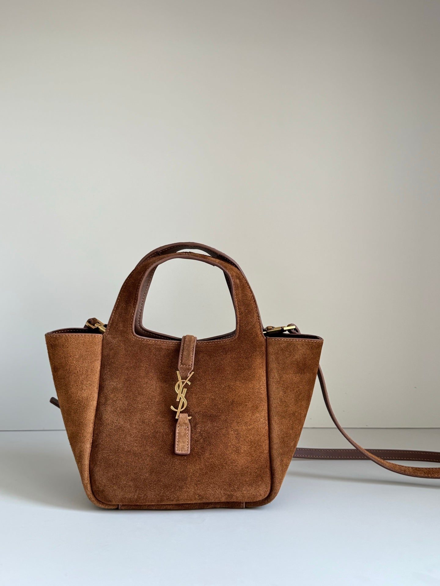 YSL 2026 Saint Laurent Le 5 à 7 Baby Bea 18cm Suede And Leather