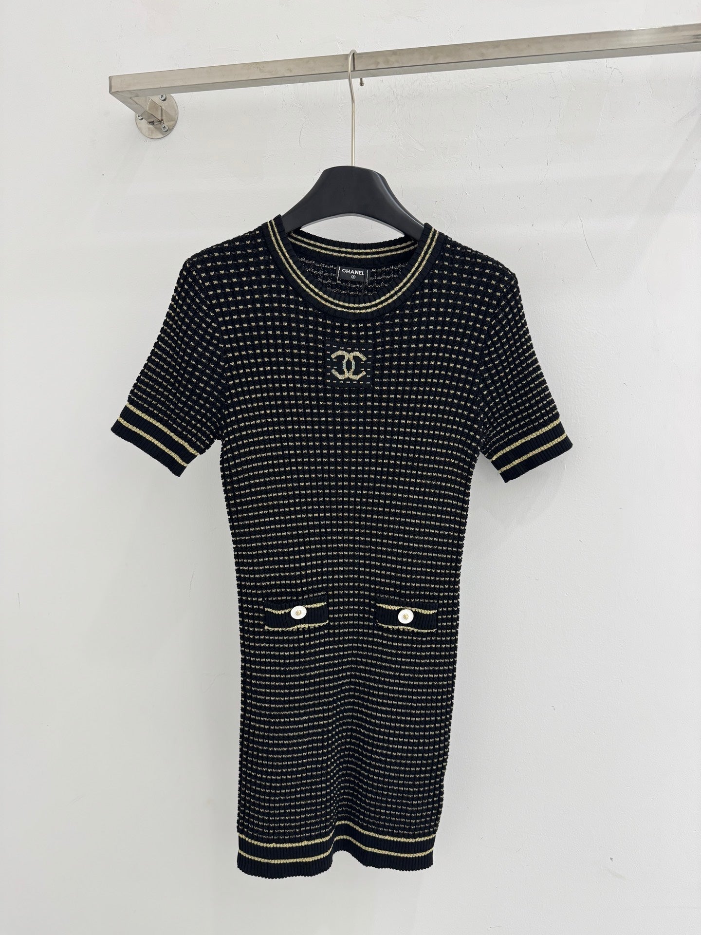 Chanel 2026 Knitted Short-Sleeve Dress Off-white and Black Tencel Nylon