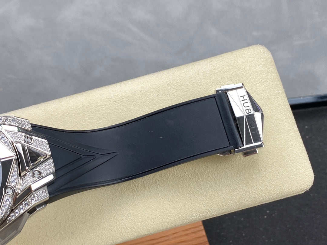 Hublot Big Bang Sang Bleu II Titanium Black Pavé 45mm Watch