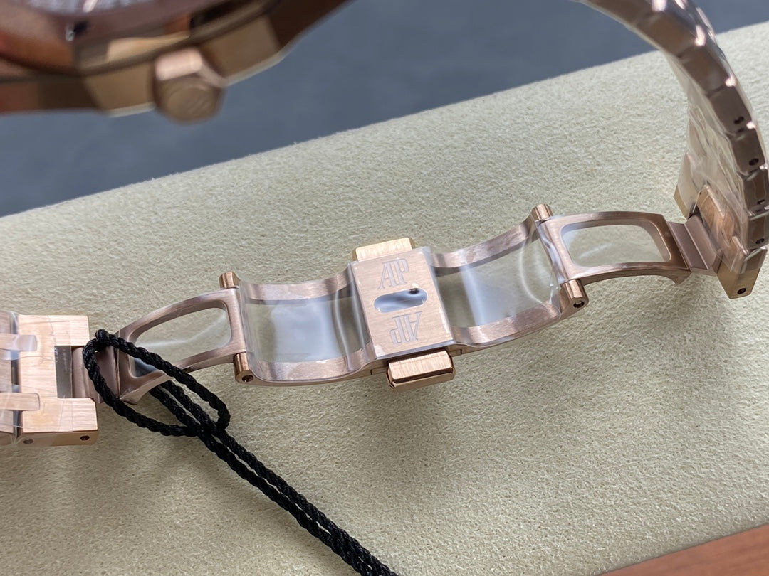 Audemars Piguet Royal Oak Lady 33mm Rose Gold White Dial
