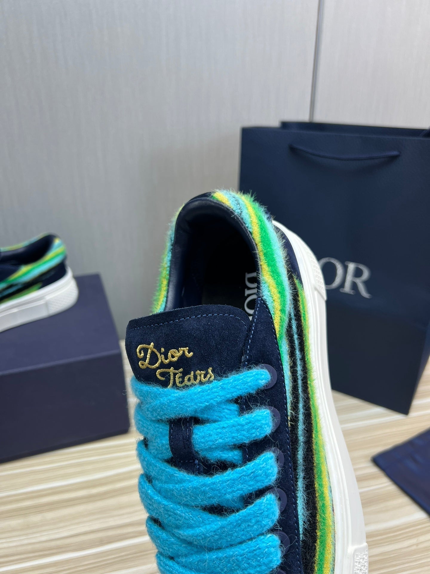 CD B33 SNEAKER NAVY SUEDE AND FABRIC