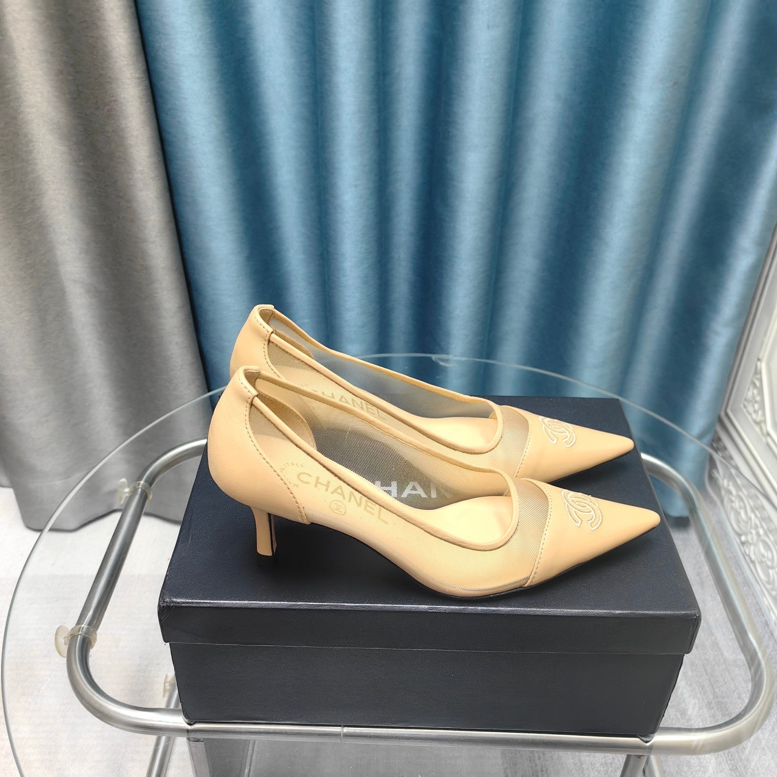 CC Pumps 50 Beige Mesh Leather Pointed Toe