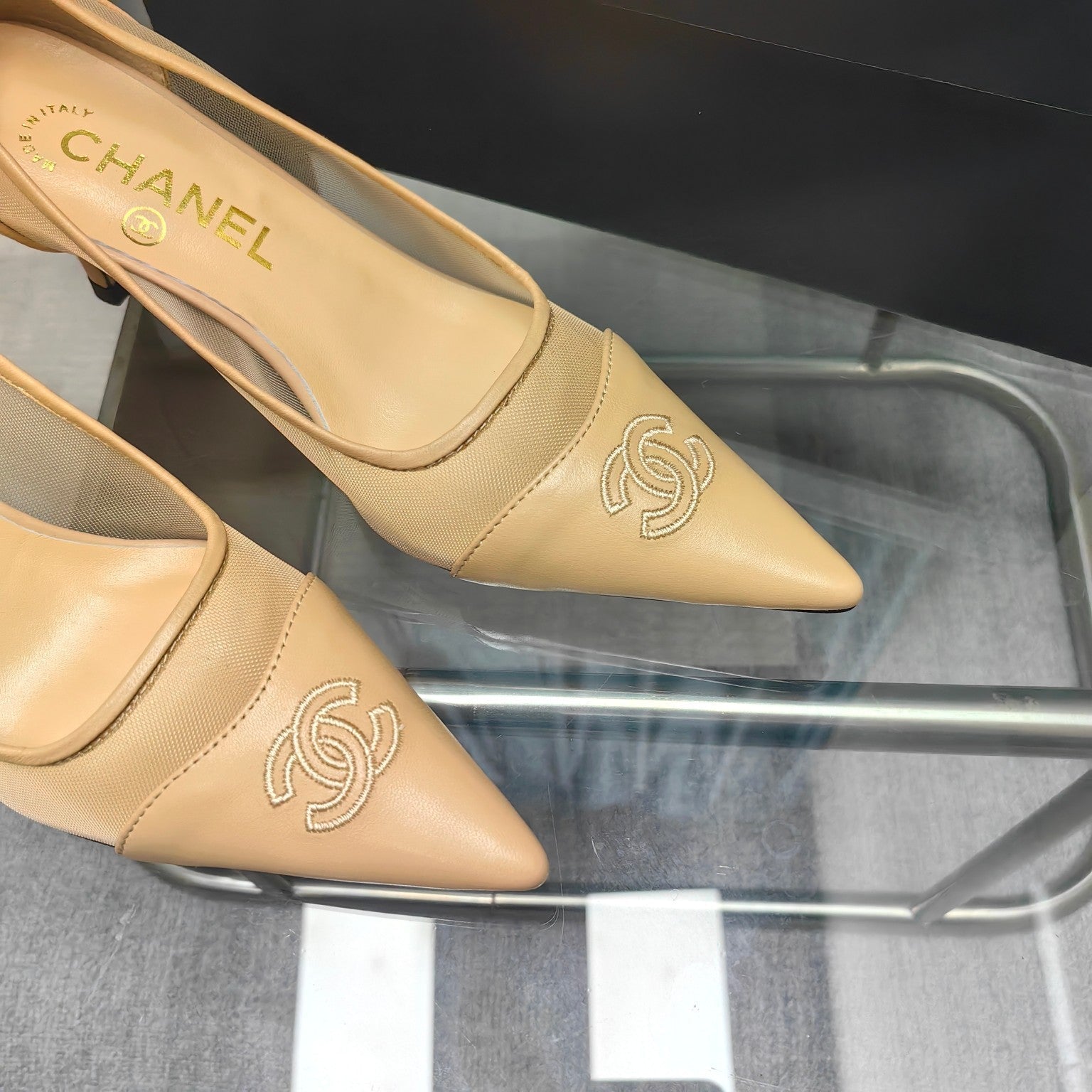 CC Pumps 50 Beige Mesh Leather Pointed Toe