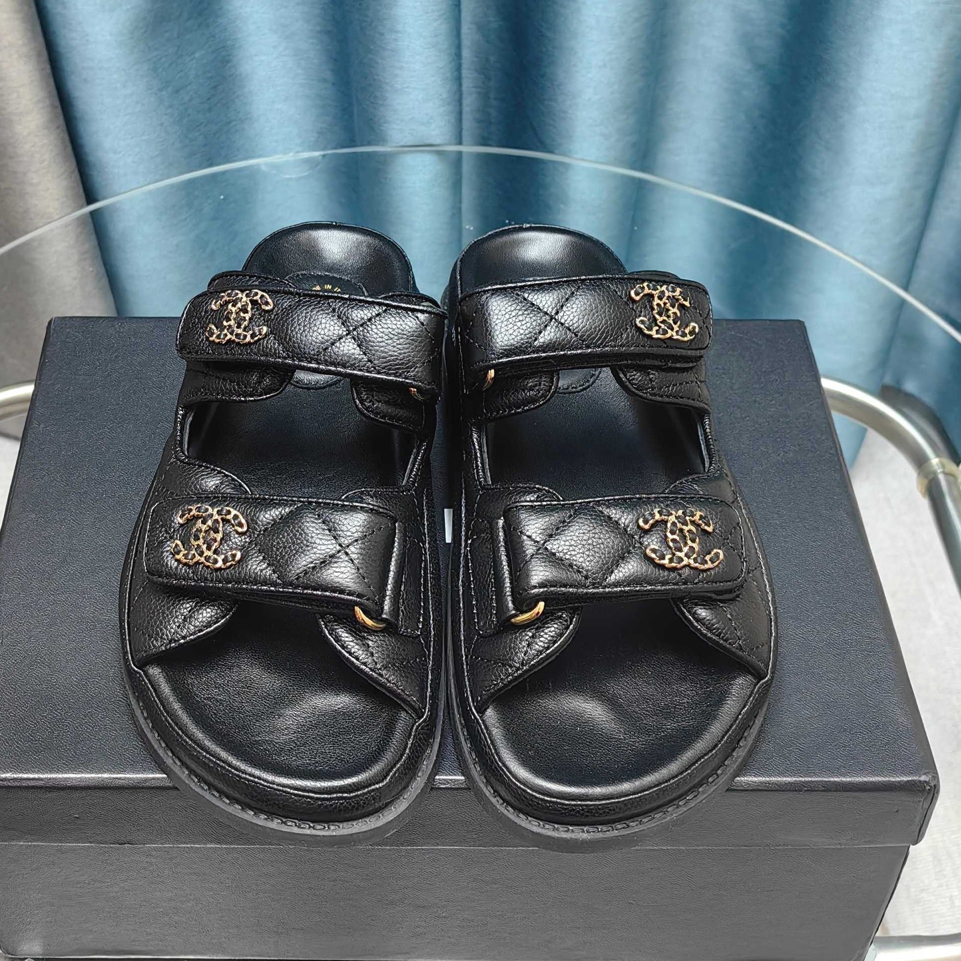 CC 25C Dad Mule Grained Calfskin