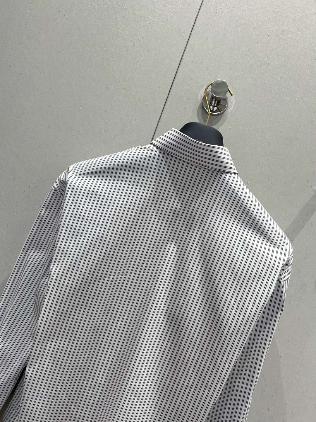 LV 25 Striped Short Long-Sleeved  Shirt Black White  209245