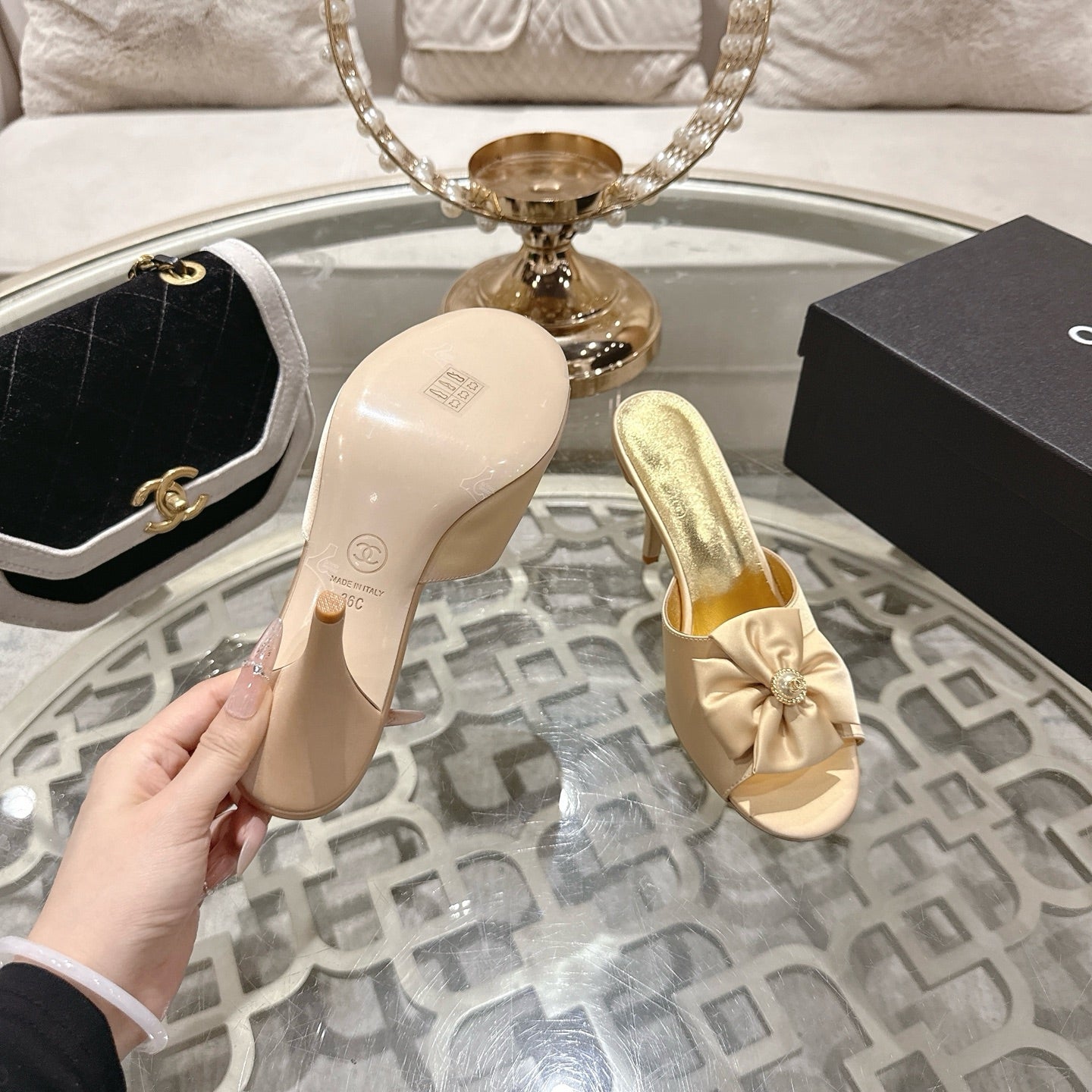 CC 26s Camellia High-Heeled Slippers Sheepskin