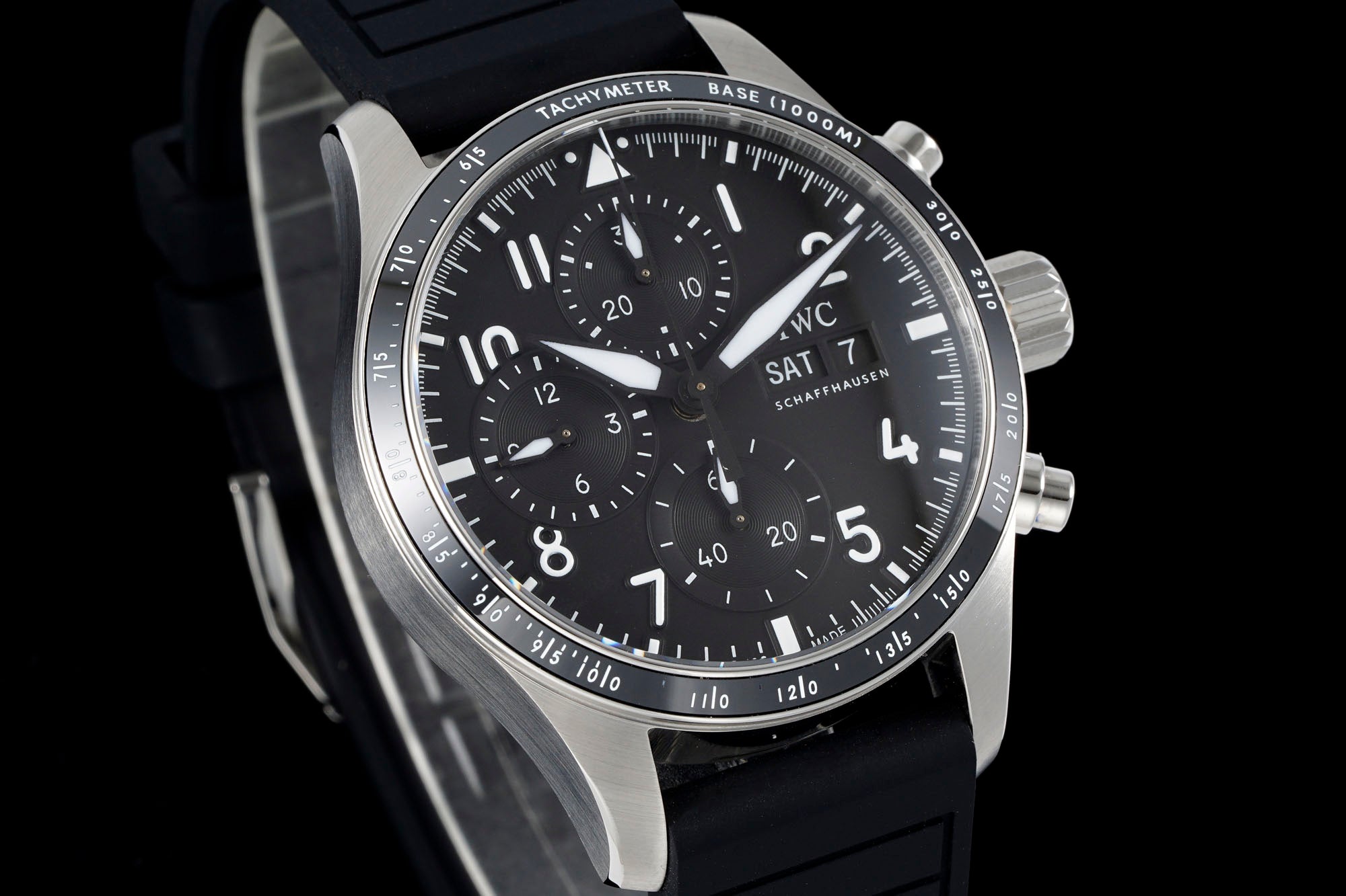 IWC Pilot 41mm Black Dial Steel Case Rubber Strap