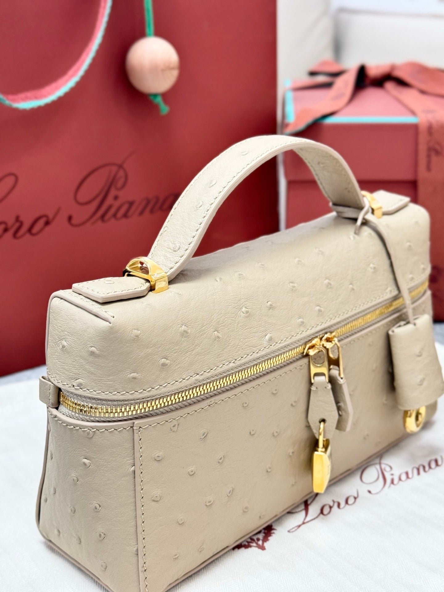 LP 2026 Extra Bag L23 Ostrich Leather With Gold Hardware