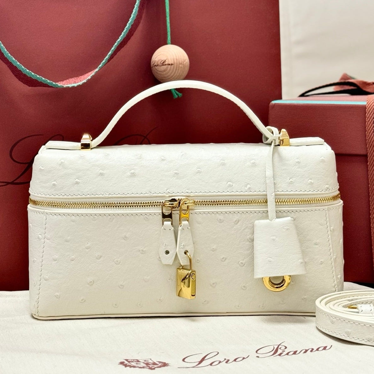 LP 2026 Extra Bag L23 Ostrich Leather With Gold Hardware