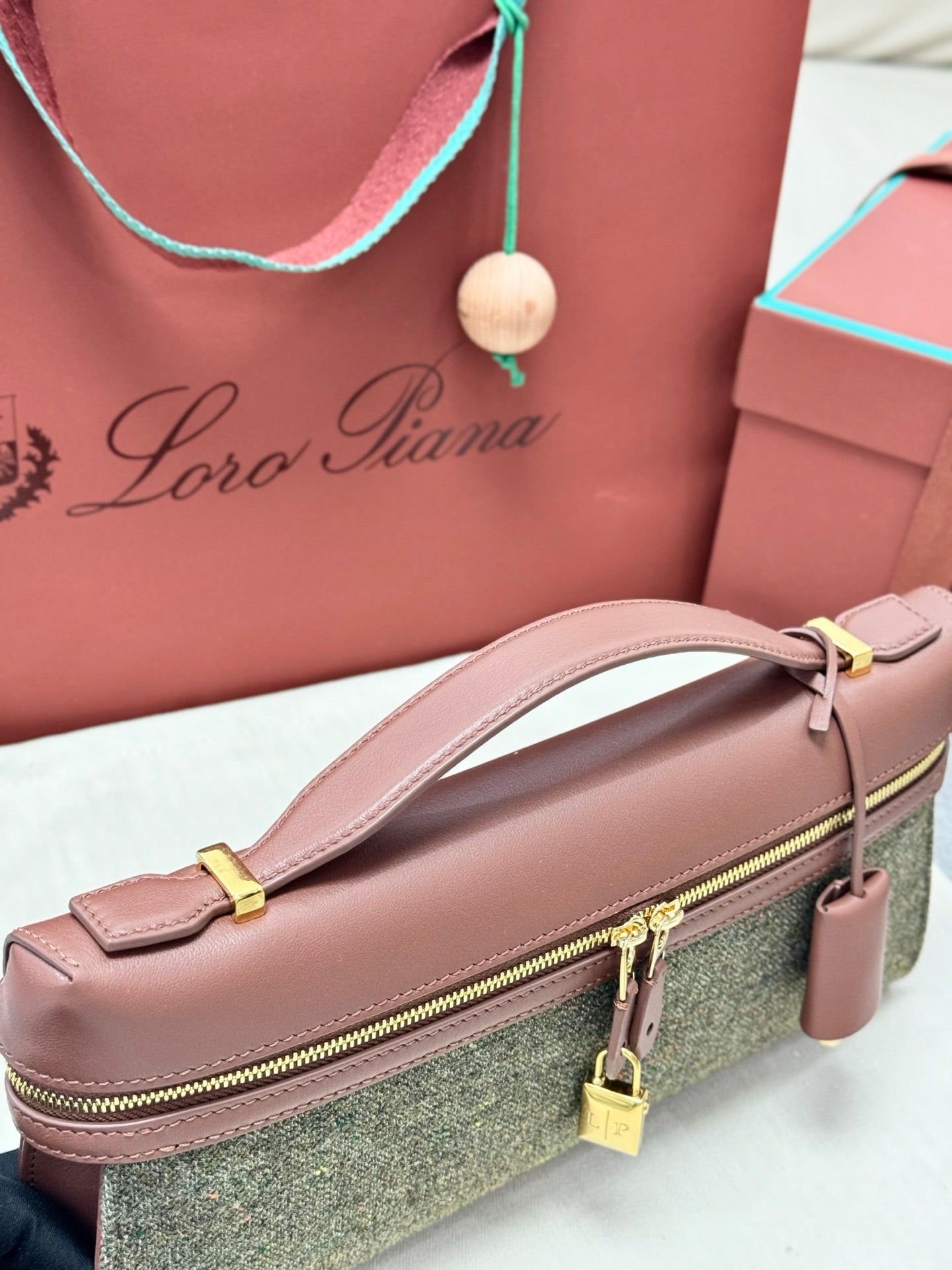 LP 2026 Extra Bag L29 Countryside Sage mix Burnt Tan Wool Leather