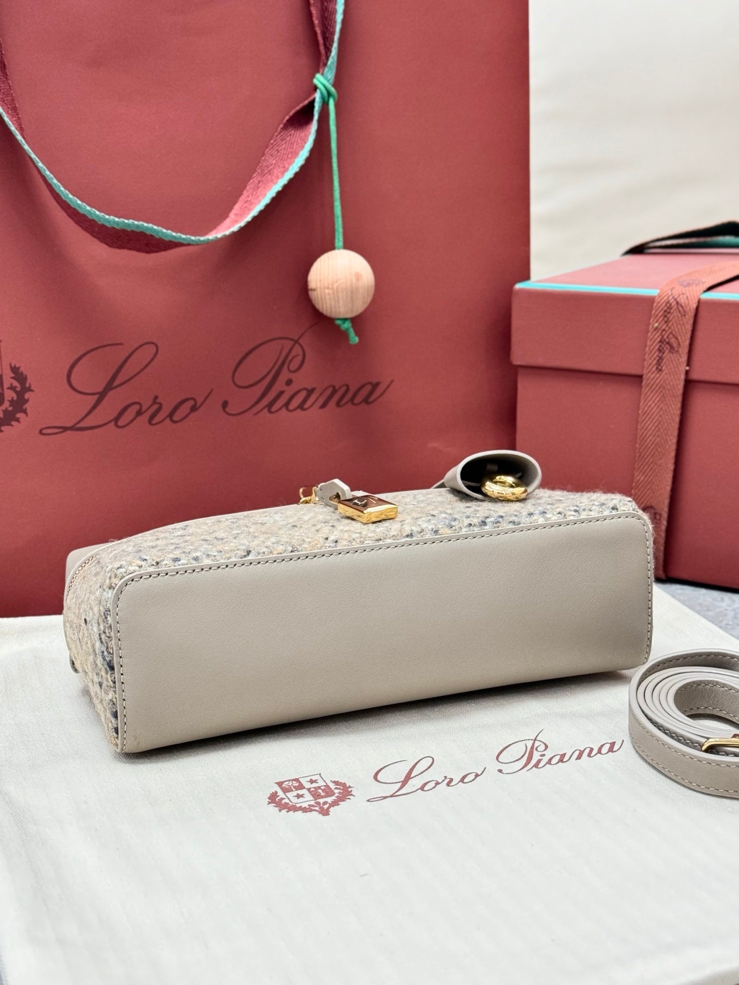 LP 2026 Extra Bag L23 Cream White mix Mild Brown Wool Leather
