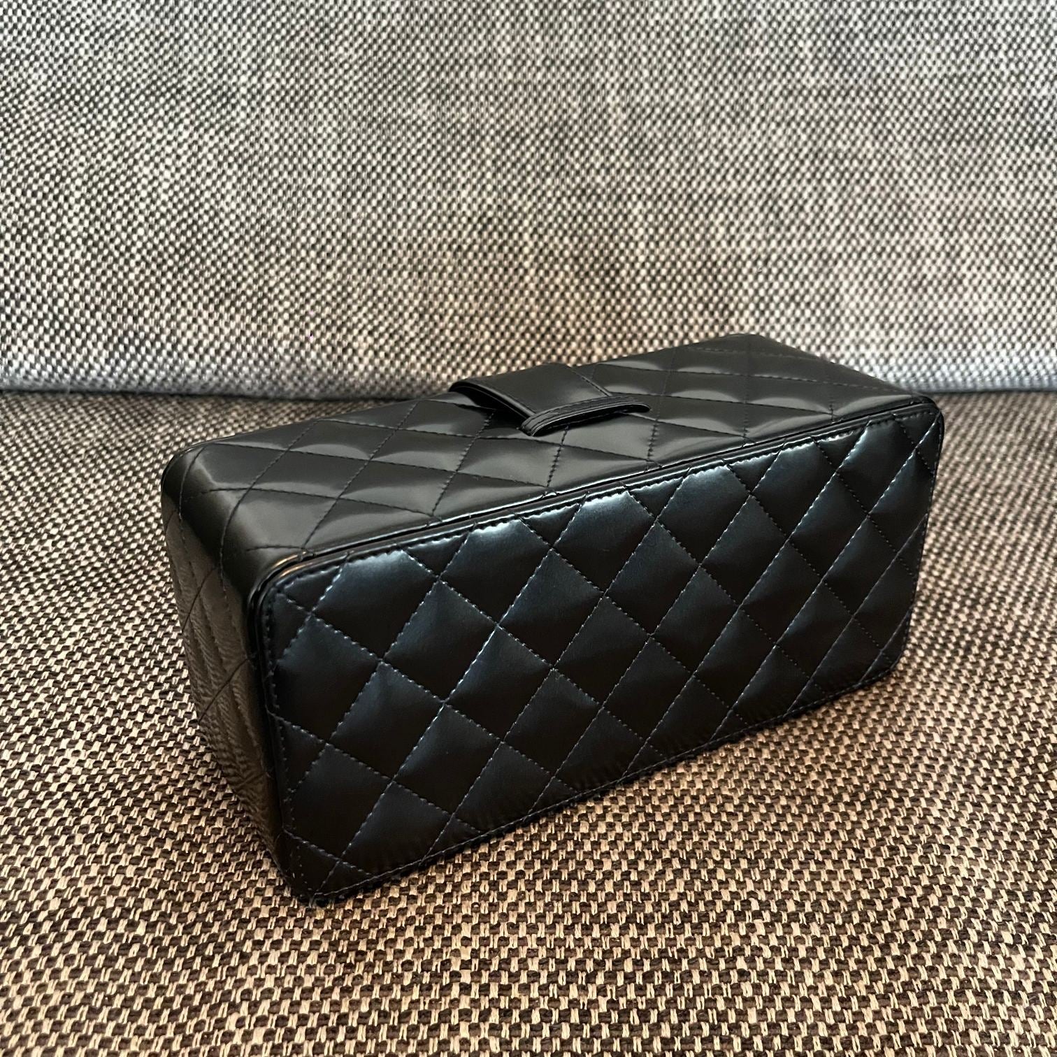 Chanel 2026 Vintage Large Rectangular Box Vanity Case 22cm Patent Calfskin