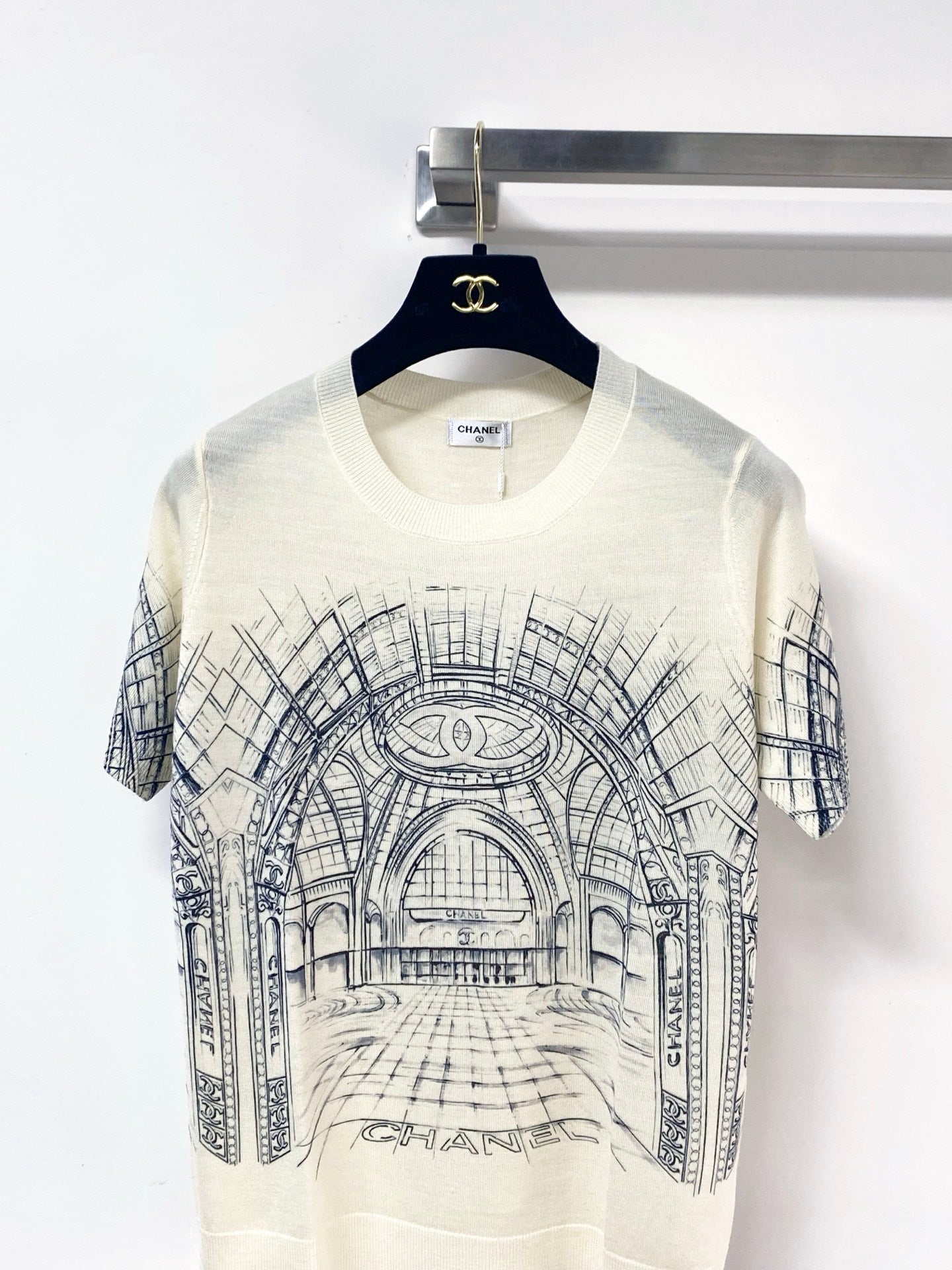 Chanel 2026 Cream Graphic Knit Top Wool 345271