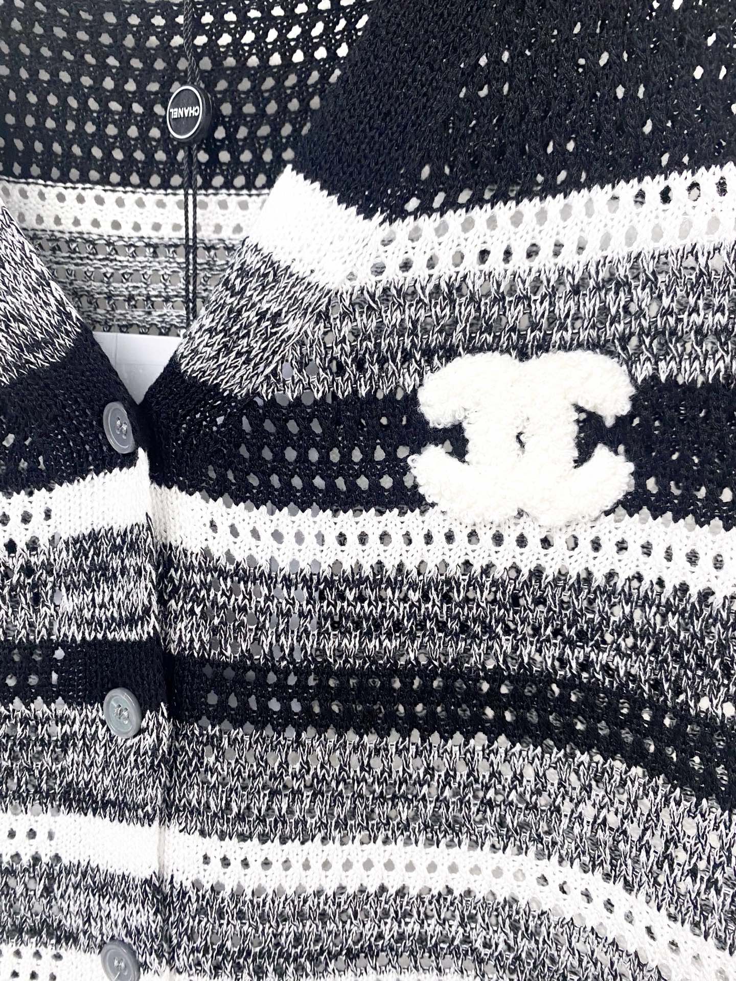 Chanel 2026 Strips Knit Button-Up Vets Grey Cotton 405725