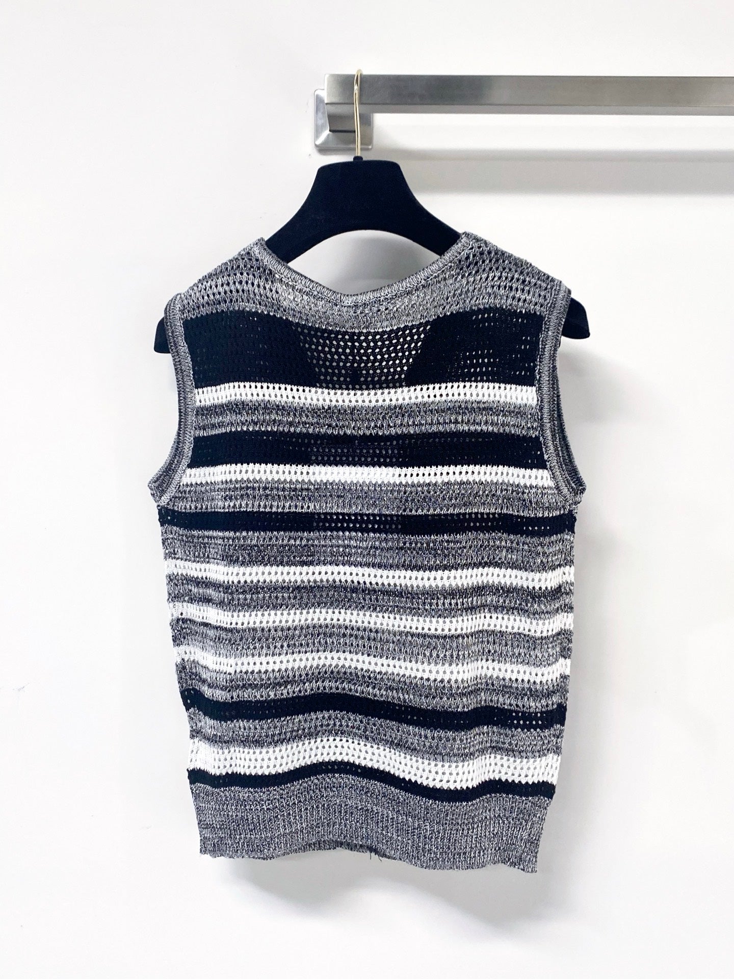 Chanel 2026 Strips Knit Button-Up Vets Grey Cotton 405725