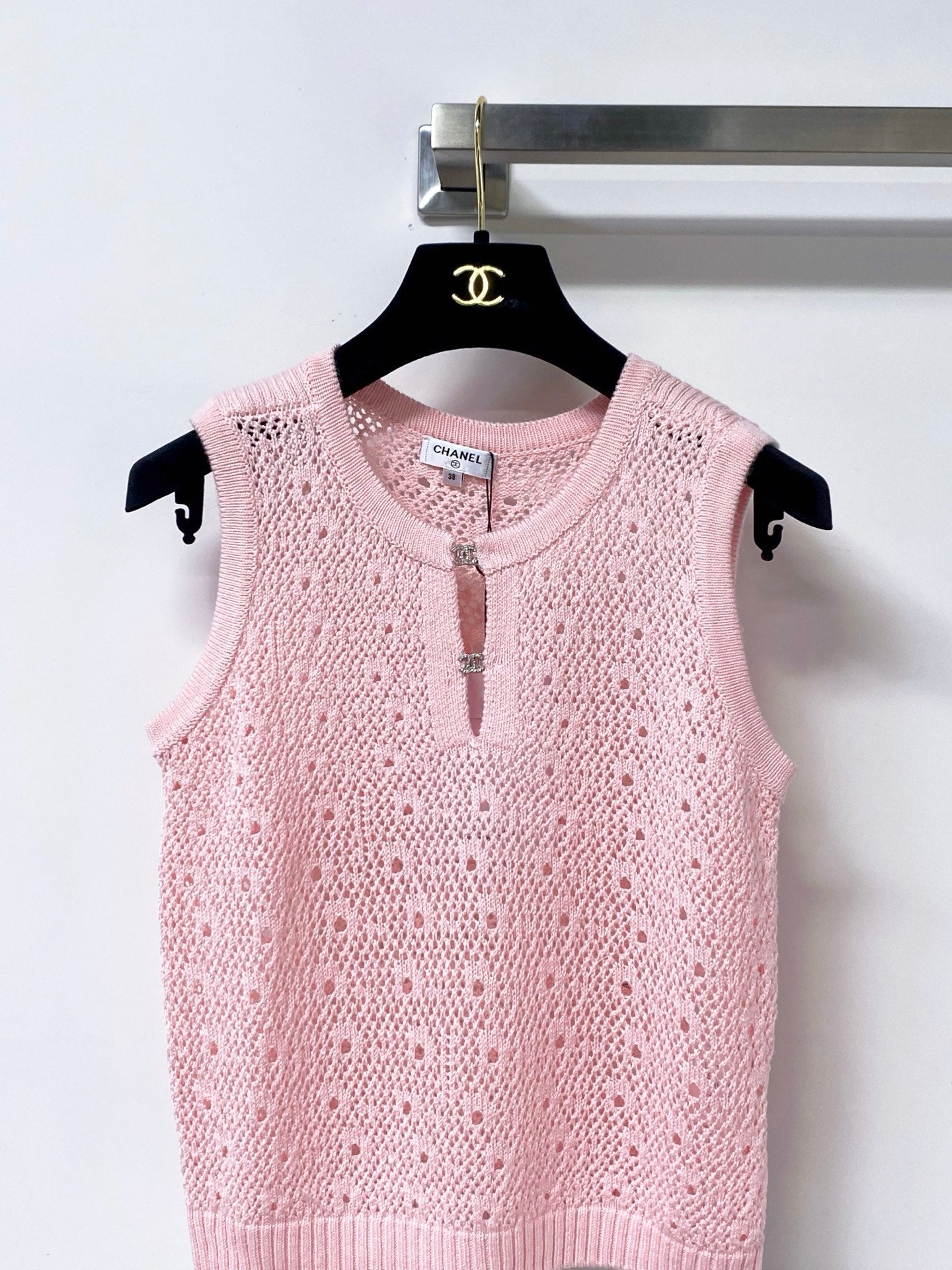 Chanel 2026 Sleeveless Crochet Knit Vest Logo Buttons 449832