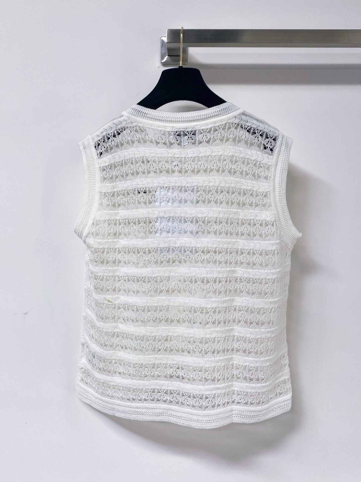 Chanel 2026 Knit Vest Vibrant Wool Laine 454064