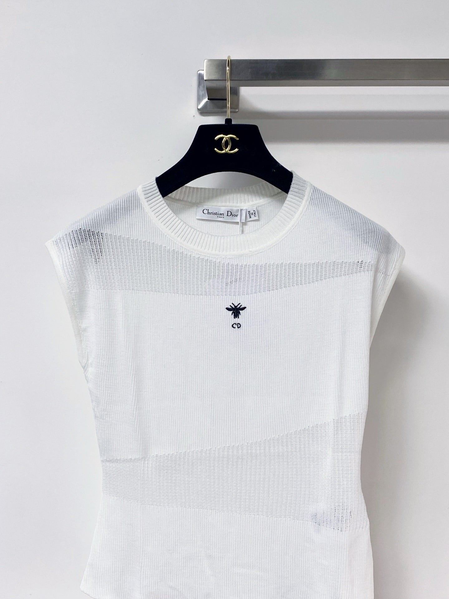Dior 2026 Vest with Logo Embellishment White Cotton 459030