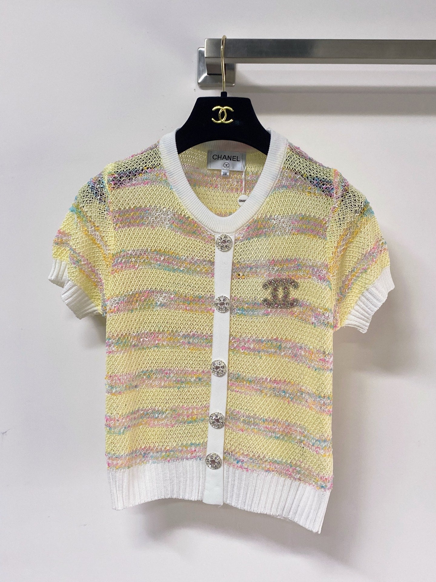 Chanel 2026 Short-Sleeve Knit Cardigan Wool Laine 463563