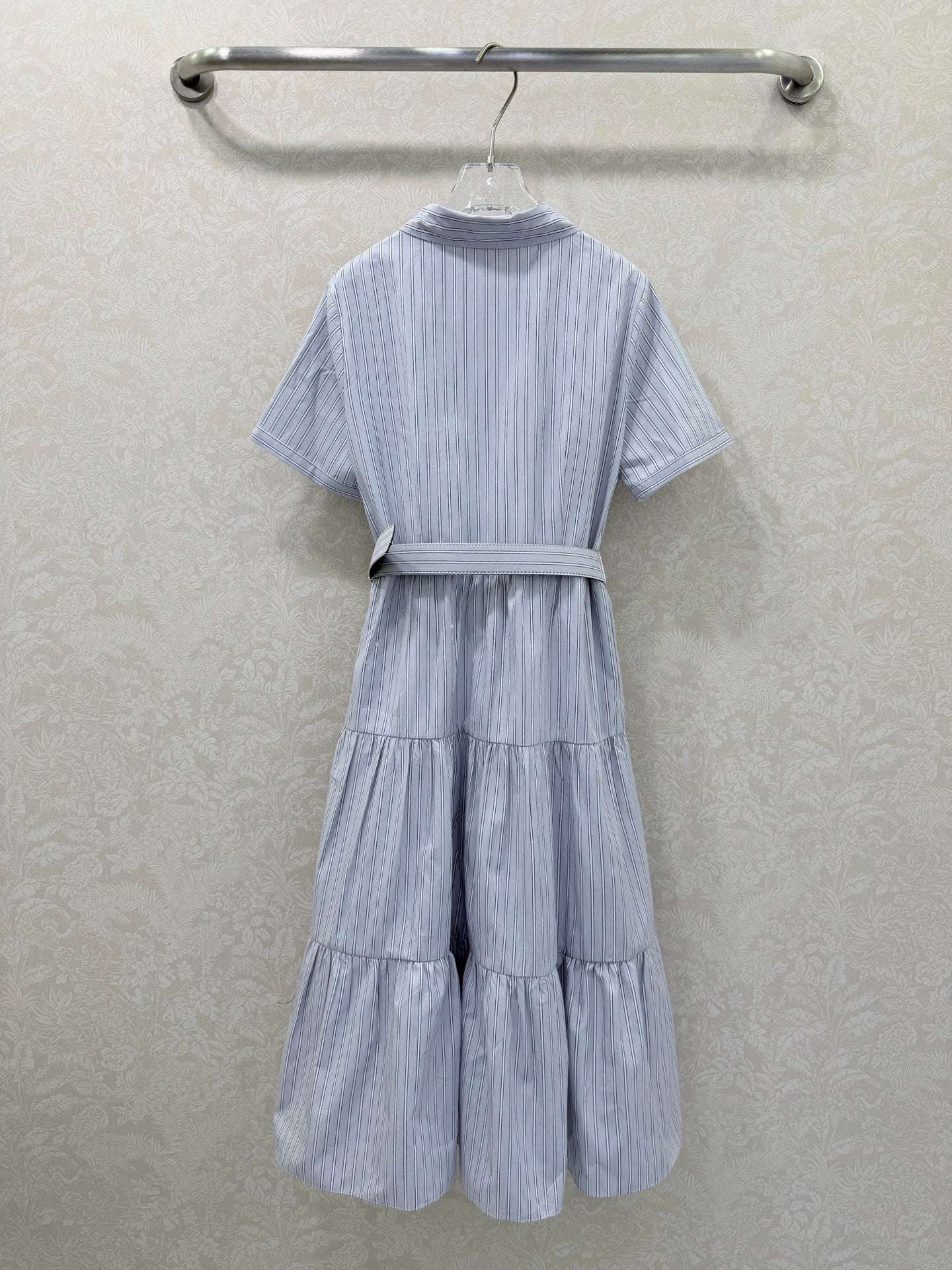 Miumiu 2026 Short-Sleeved Waist-Length Dress with Lapel Collar Blue Cotton 353015