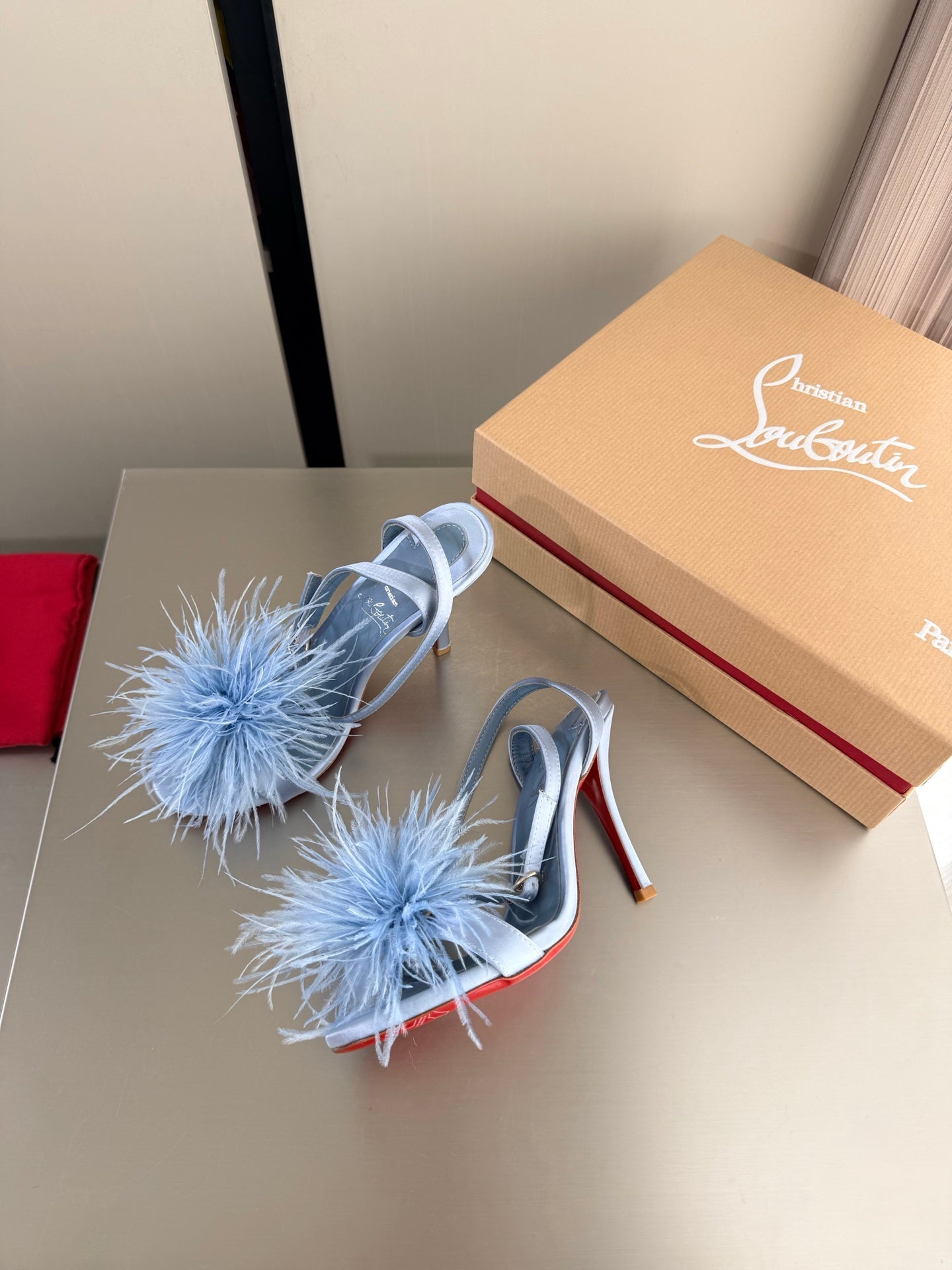 CL 2026 Loubipoupi Sandal 100mm Feather Leather 868957