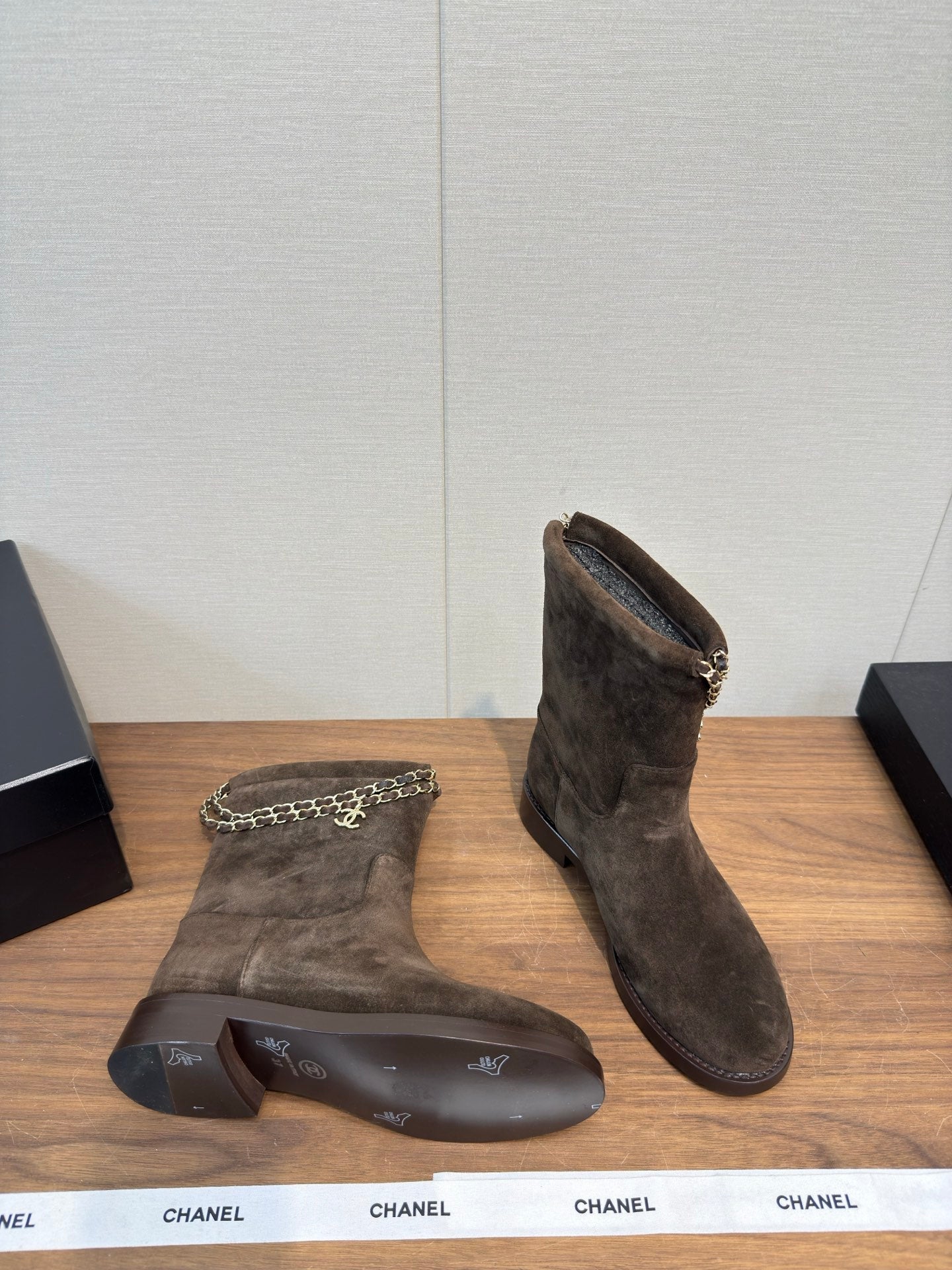 Chanel 25 Boot Brown Suede 465612
