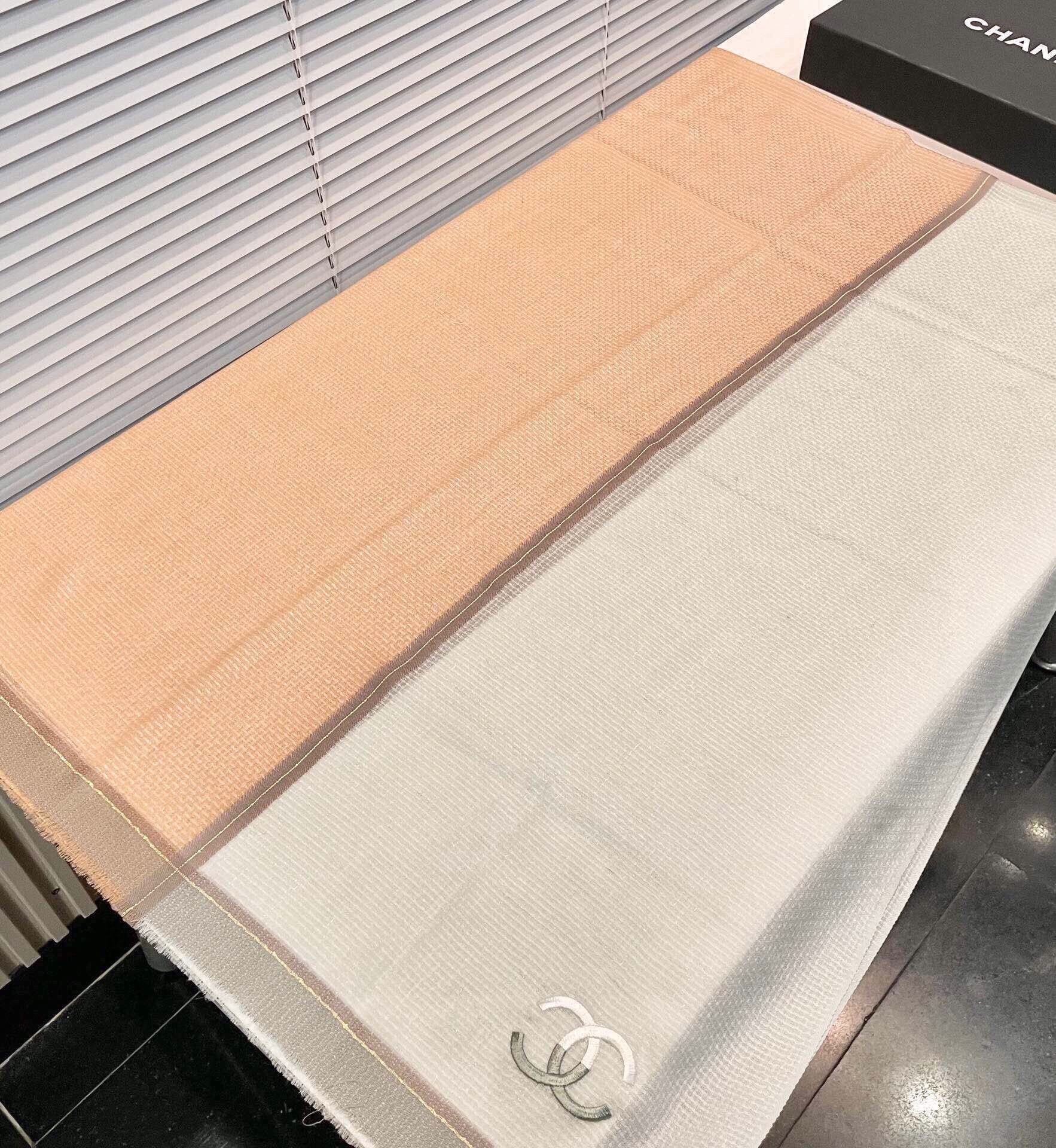 CC Scarf 200 CM In Light Grey Mix Light Beige Cashmere 413837