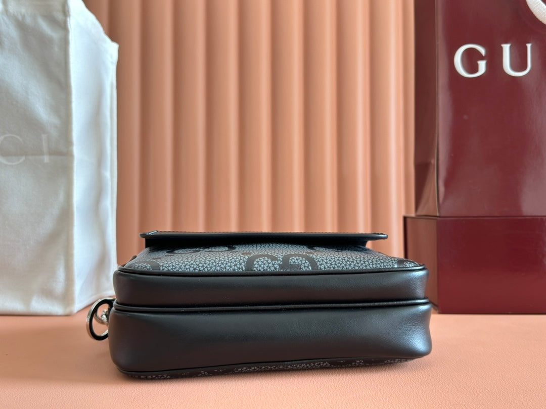 Gucci Waistbag Grey mix Black Leather  248428