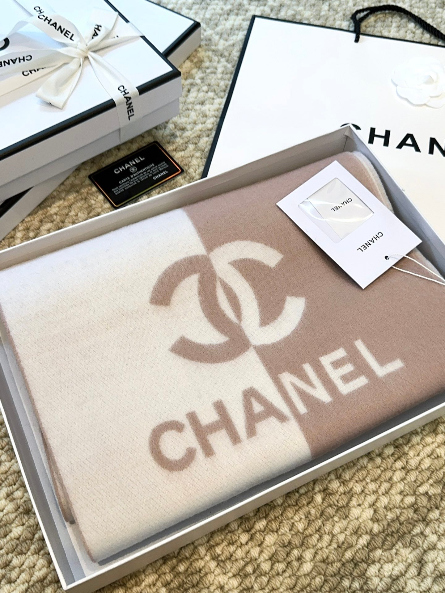CC Scarf 184 CM In Milky Brown Mix White Wool Jacquard 424859