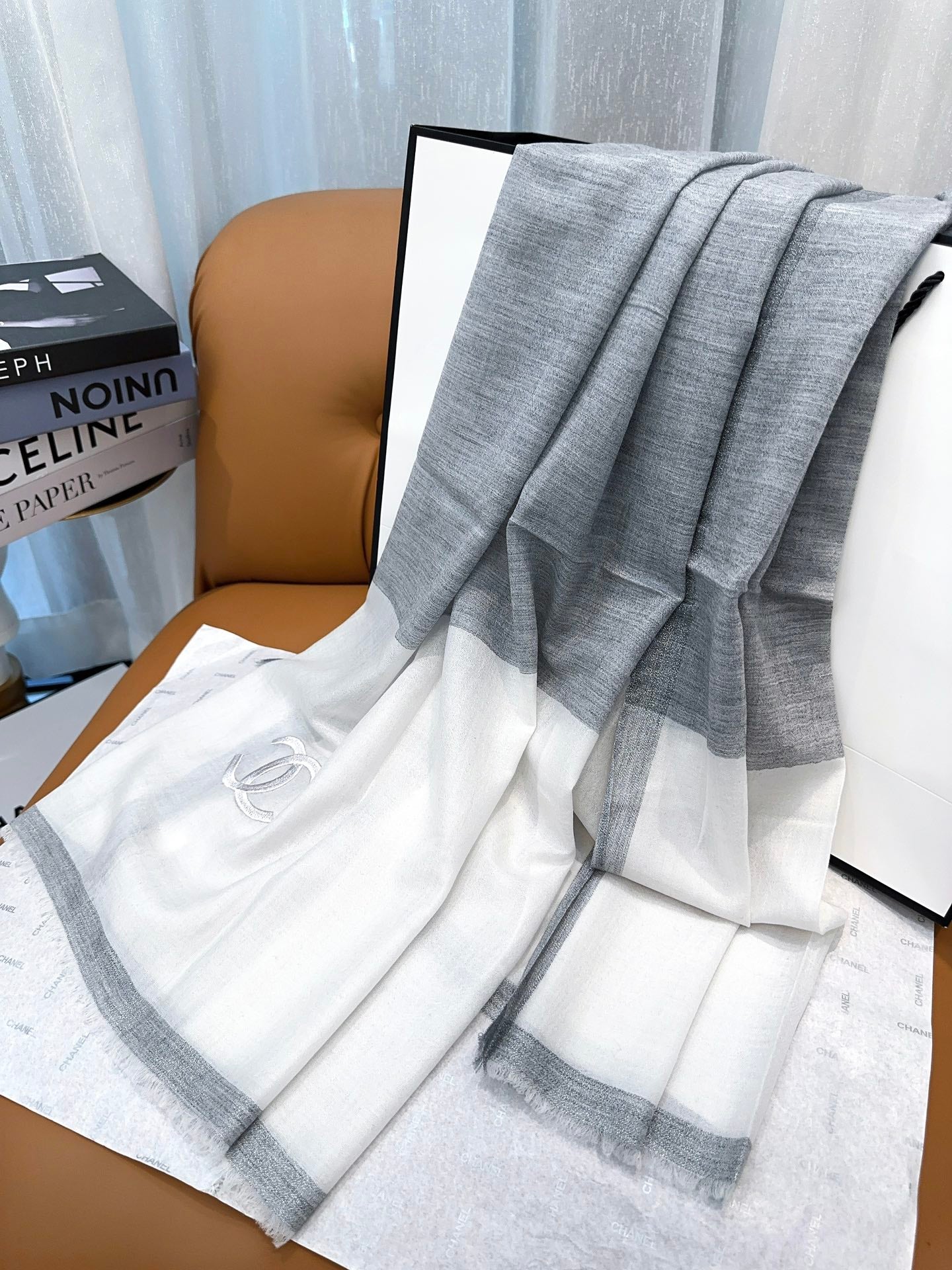CC Scarf 200 CM In Light Grey Mix White Cashmere Silk 385379
