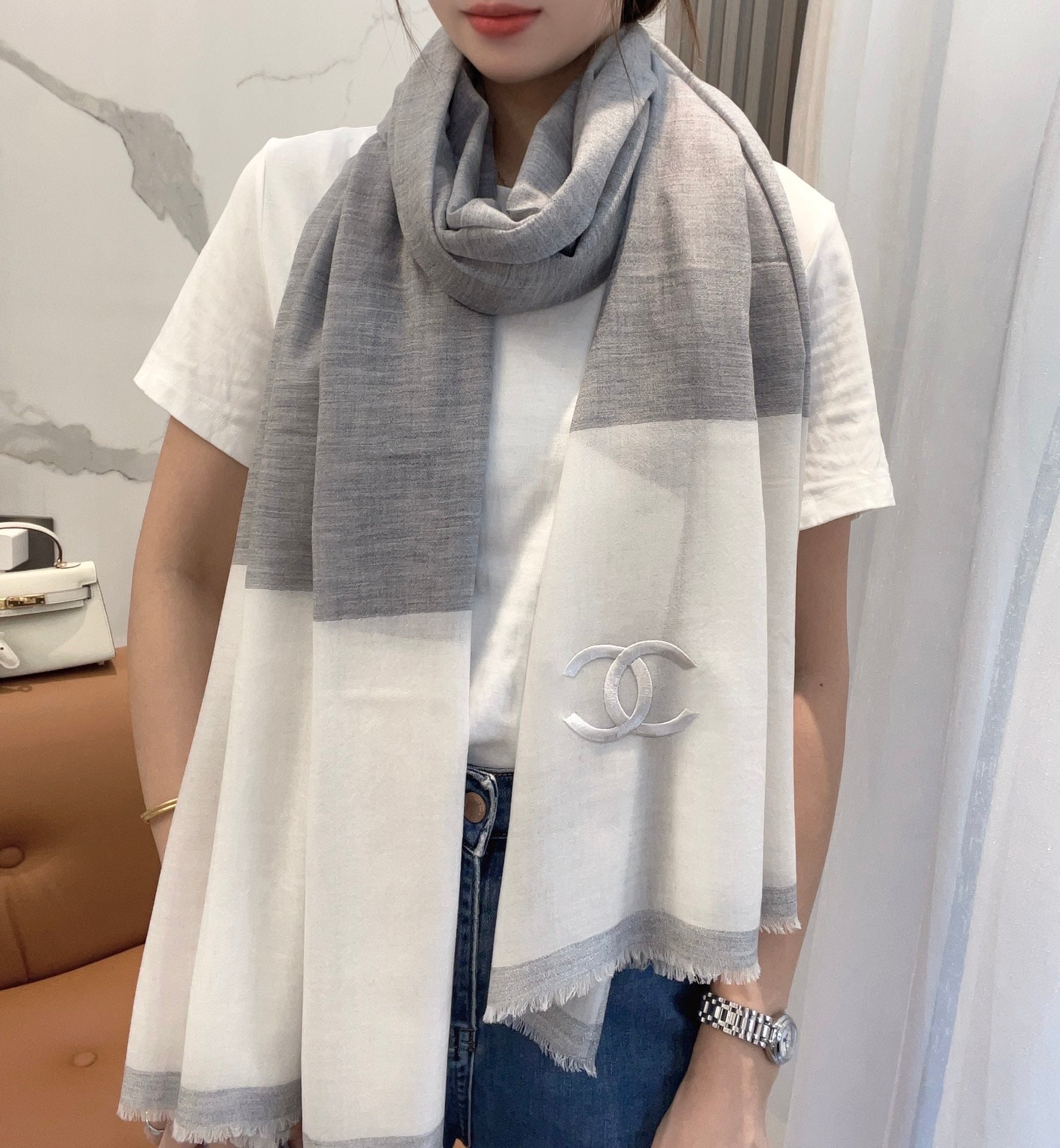 CC Scarf 200 CM In Light Grey Mix White Cashmere Silk 385379
