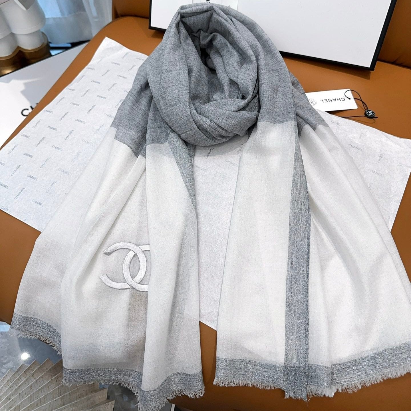 CC Scarf 200 CM In Light Grey Mix White Cashmere Silk 385379