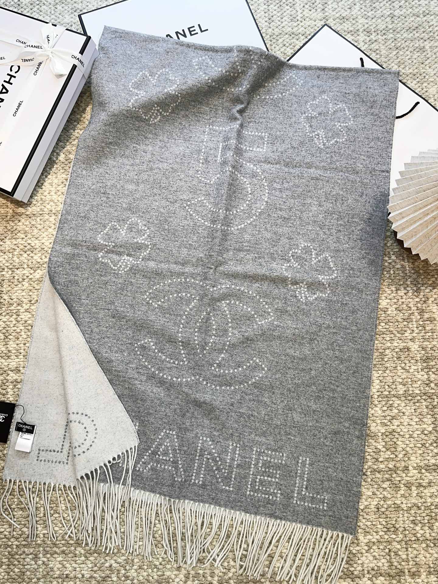 CC Scarf 200 CM In Grey Mix White Cashmere 403830