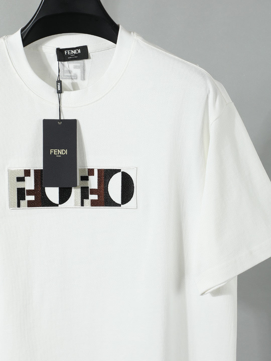 Fendi 2026 Men's Short-Sleeve T-Shirt Cotton Fabric 797251