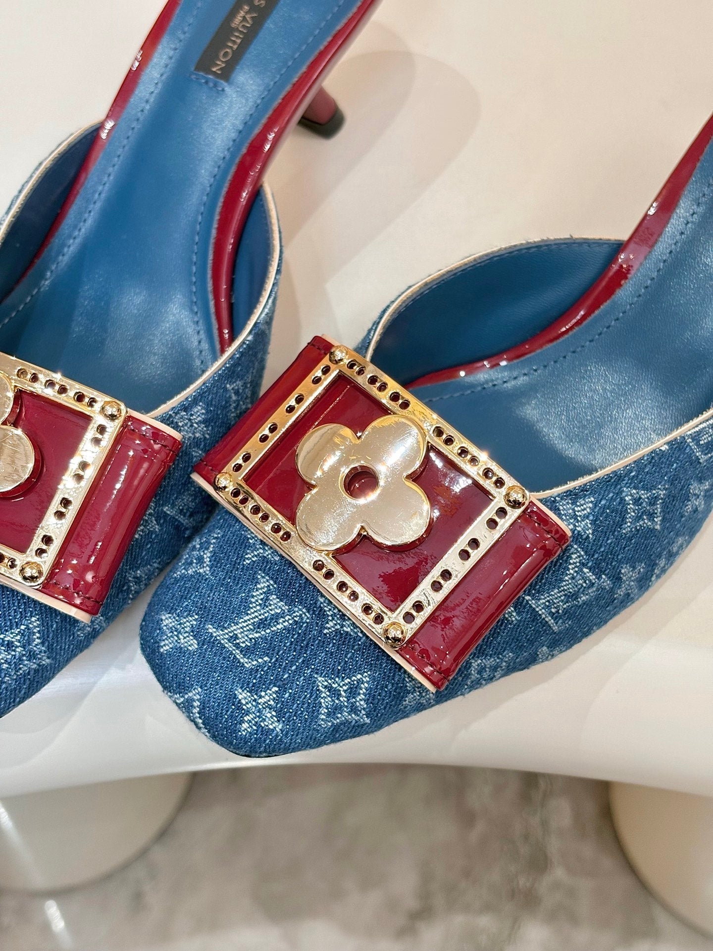 LV 26ss High-Heeled Mules 60 Blue Red Monogram Denim Cowhide 664882