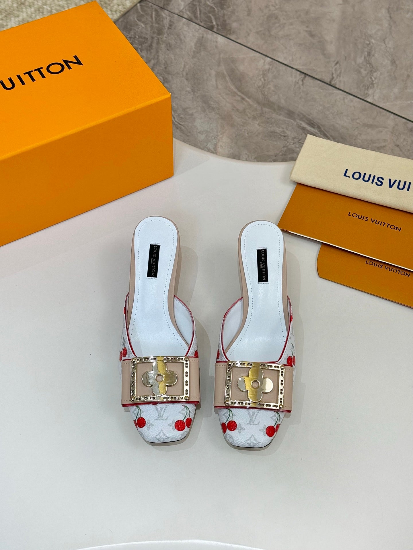 LV 26ss High-Heeled Mules 60 White Cherry Monogram Cowhide 664888