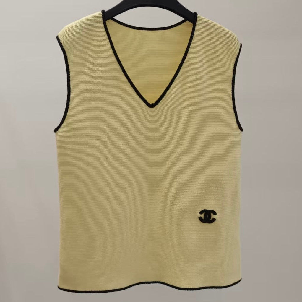 Chanel 2026 Yellow Block V-Neck Knitted Loose Vest Viscose 408884