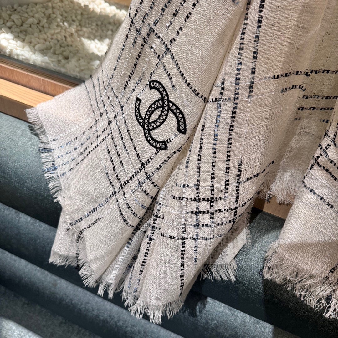 CC Scarf 200 CM In White With Black Stripes Cashmere 413882