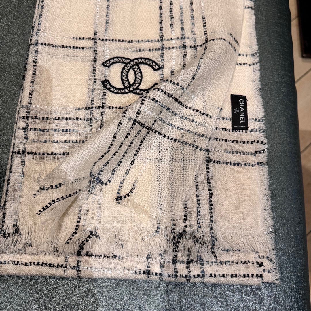 CC Scarf 200 CM In White With Black Stripes Cashmere 413882