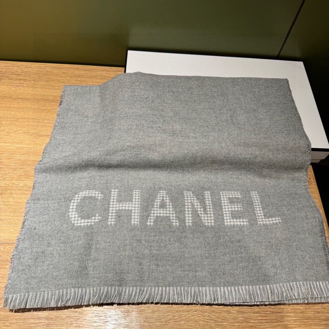 CC Scarf 185 CM In Grey Caro Cashmere 422860