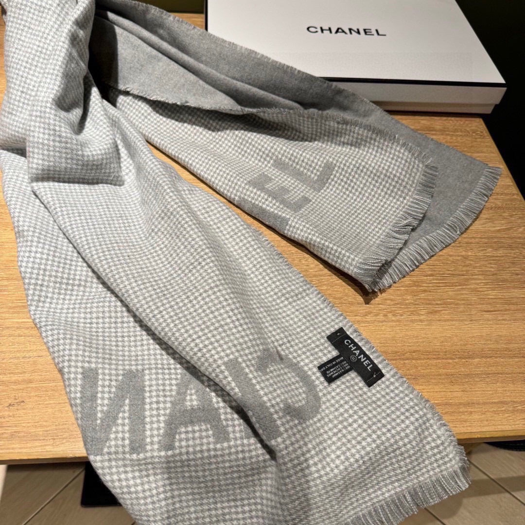 CC Scarf 185 CM In Grey Caro Cashmere 422860