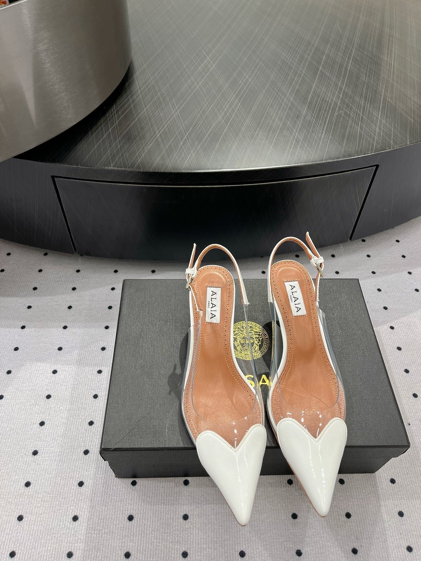 Alaila Le CÅ“ur Slingbacks 60mm In White Glossy Lambskin 954827