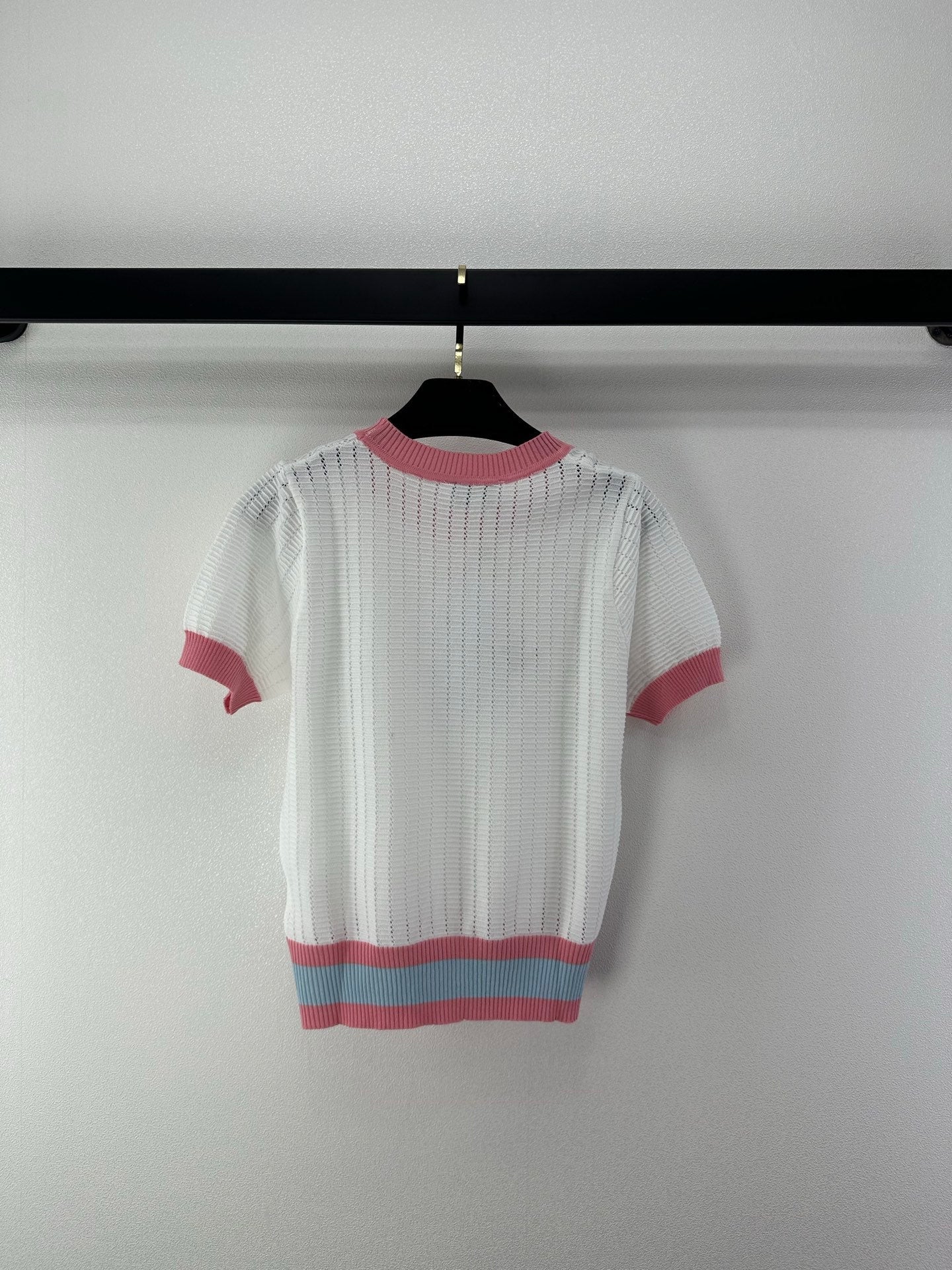 Chanel 2026 Color-blocked Knit Short-sleeved Shirt White Pink Wool 395614
