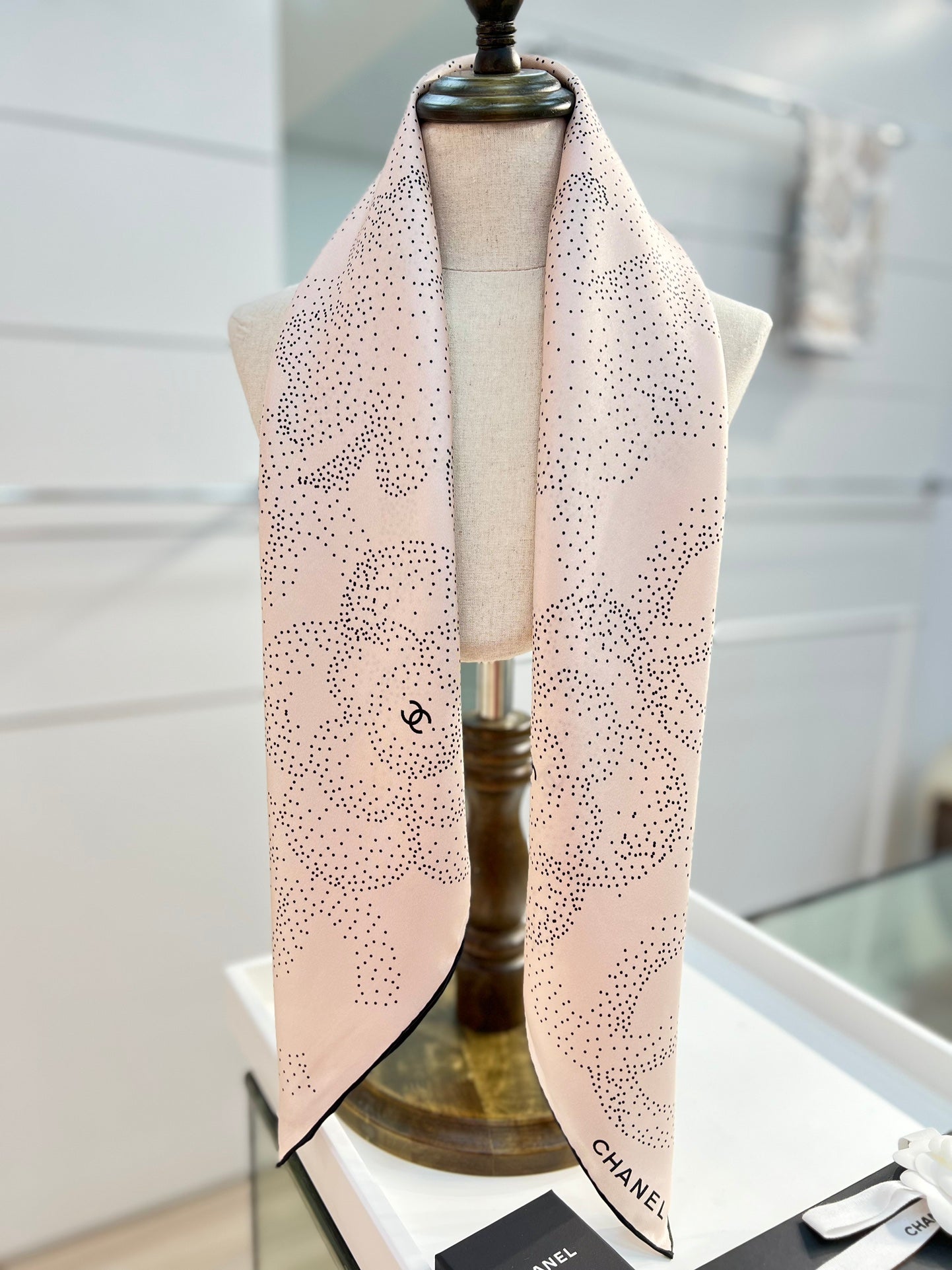 CC Square Scarf 90 CM In Light Pink Camellia Polka Dot Silk 288737