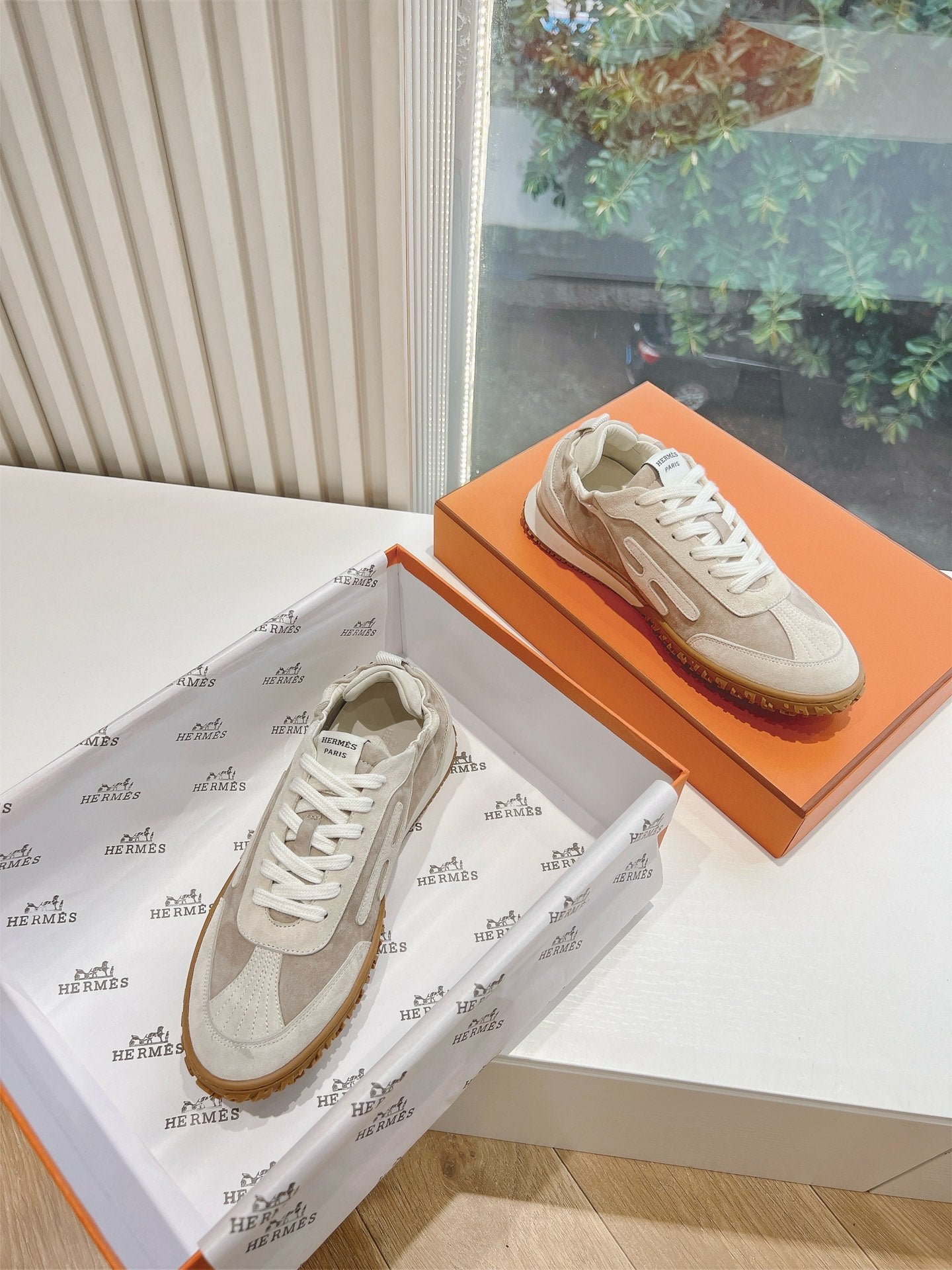 HM JET SNEAKER GREY CREAM CALFSKIN SUEDE