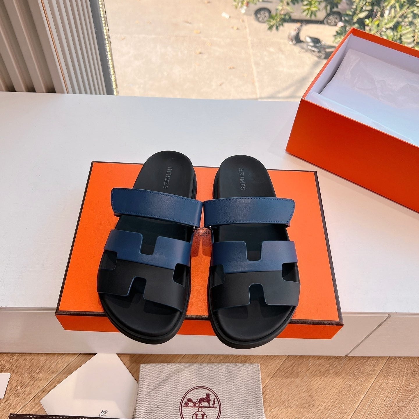 HM Chypre Sandal Navy Blue mix Black Calfskin 202817