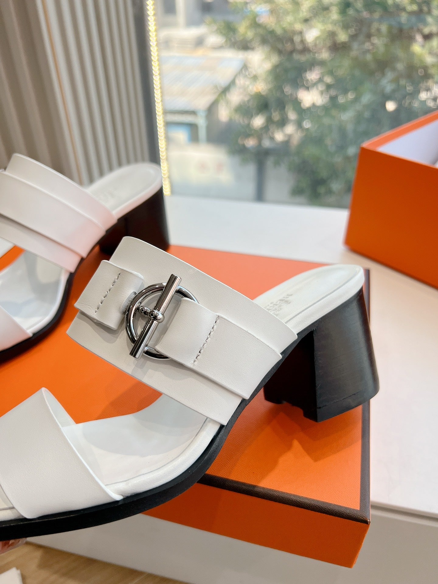 HM Kute 60 Sandal White Cowhide 202824
